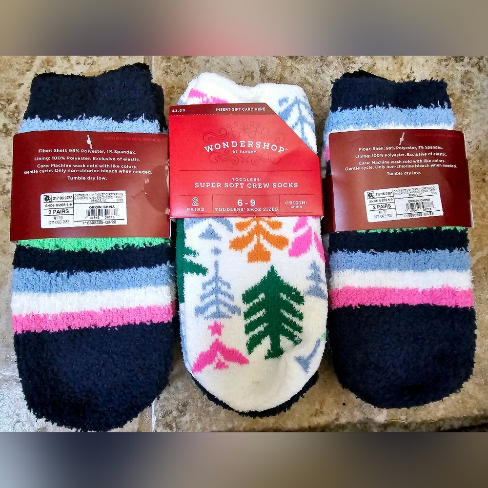 Lot of 6 Wondershop Winter Socks